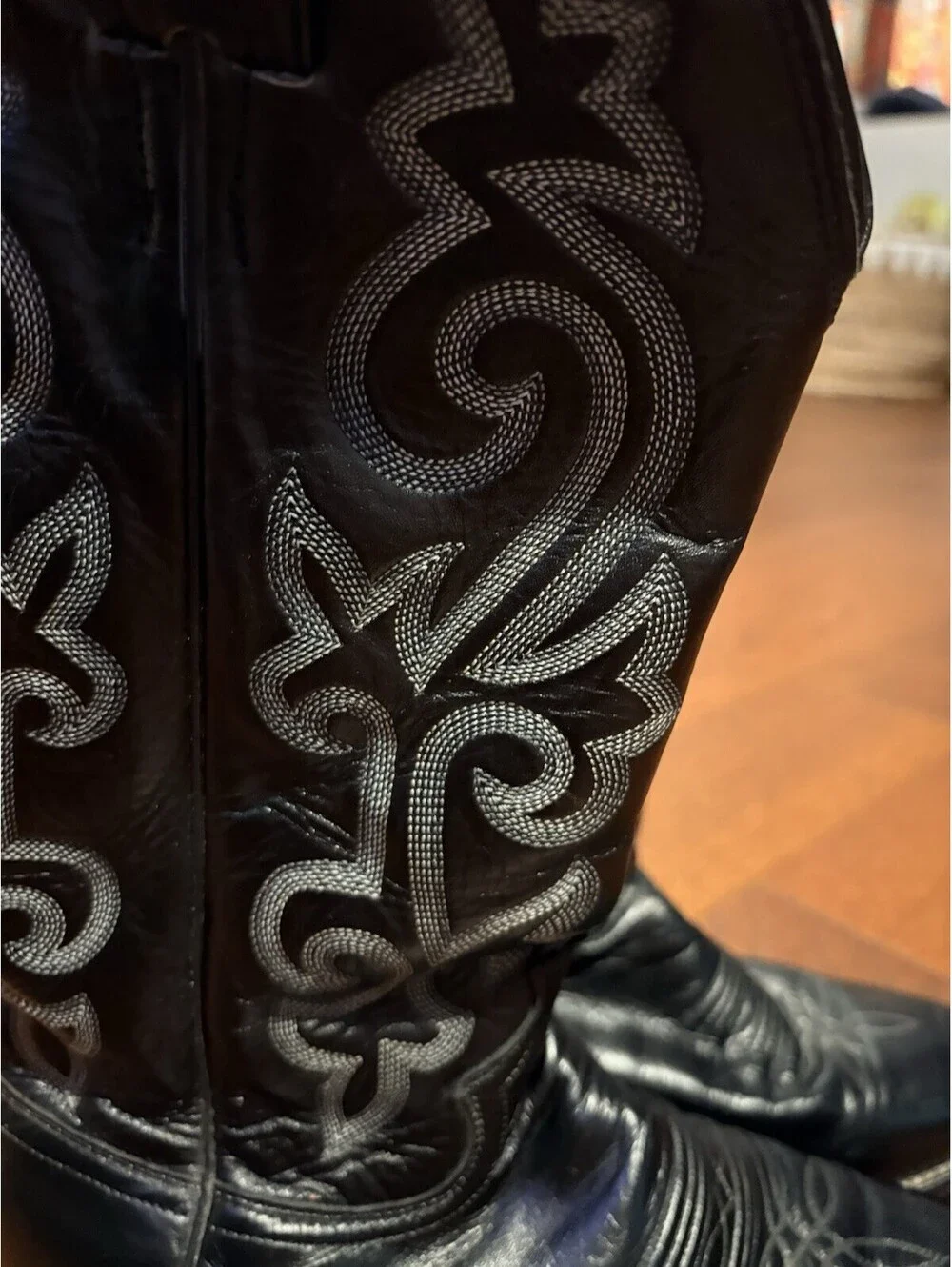 Justin Western Black Cowboy Boots Size 8D Style Code 1410 Leather Used Good